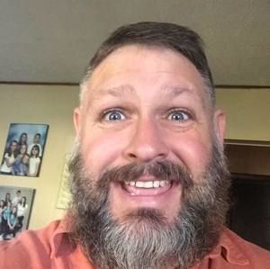 Meet your Posher, Dustin